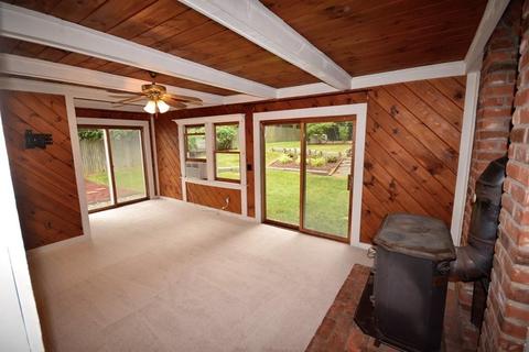 417 Maple Rd, Longmeadow, MA 01106 photo 10