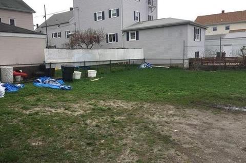 24 Slater St, Fall River, MA 02720 photo 5
