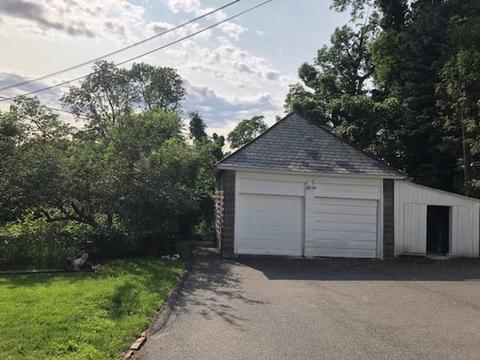 895 Front St, Chicopee, MA 01020 photo 3