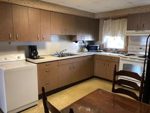 895 Front St, Chicopee, MA 01020 photo 6
