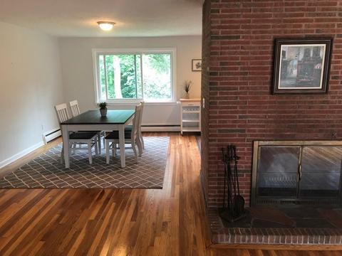 551 Roosevelt Ave, Springfield, MA 01118 photo 4