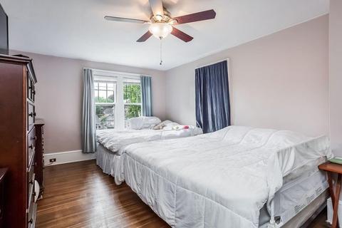 49 Burton St, Springfield, MA 01108 photo 15