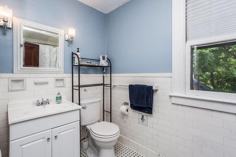 49 Burton St, Springfield, MA 01108 photo 26
