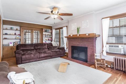 49 Burton St, Springfield, MA 01108 photo 8