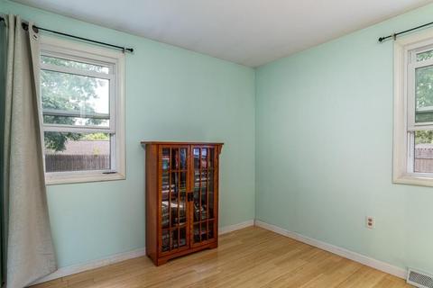 187 Starling Rd, Springfield, MA 01119 photo 16