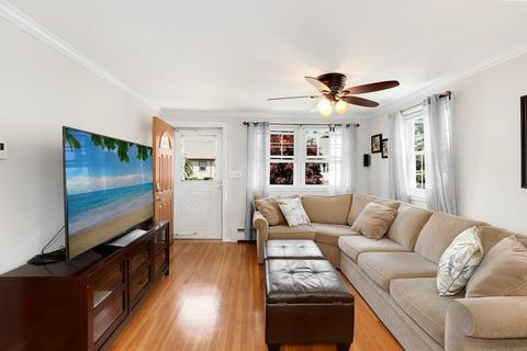 16 Beloit Rd, Dedham, MA 02026 photo 5