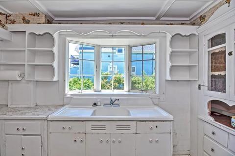 53 Perkins St, Gloucester, MA 01930 photo 14