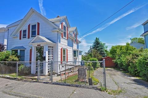 53 Perkins St, Gloucester, MA 01930 photo 3