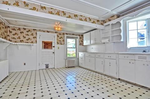 53 Perkins St, Gloucester, MA 01930 photo 12