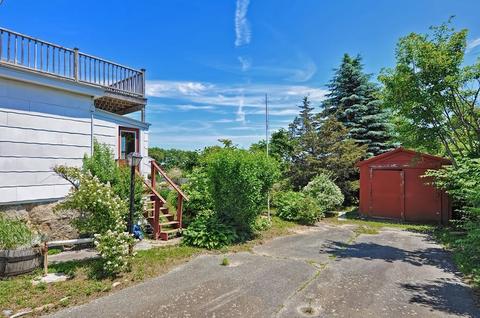 53 Perkins St, Gloucester, MA 01930 photo 5