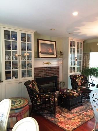 302 Monomoscoy Rd, Mashpee, MA 02649 photo 9