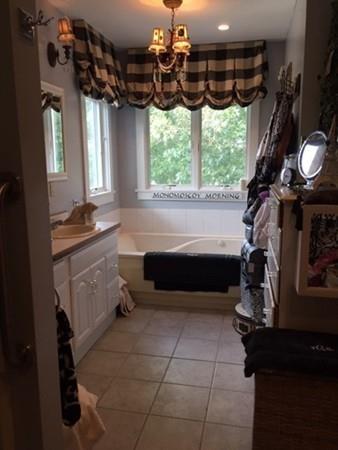 302 Monomoscoy Rd, Mashpee, MA 02649 photo 18