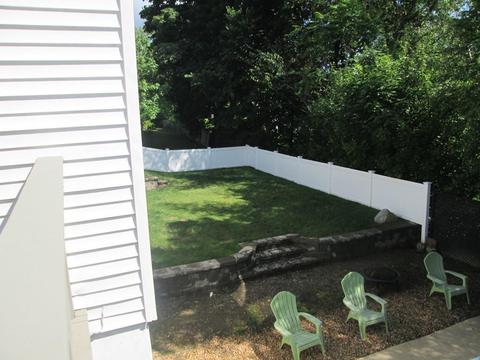 22 Oneida Ave, Worcester, MA 01606 photo 3