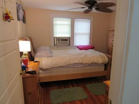 68 Ellsworth Ave, Springfield, MA 01118 photo 12