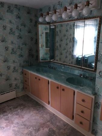 335 Newbury St, Fall River, MA 02720 photo 21