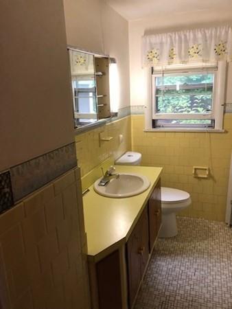 335 Newbury St, Fall River, MA 02720 photo 14