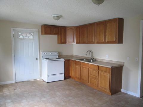 7 Oak St, Webster, MA 01570 photo 10