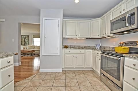 34 Webster St #4, Needham, MA 02494 photo 11