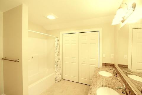 16 Whisper Dr, Worcester, MA 01609 photo 28