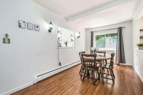 16 Maverick Rd, Worcester, MA 01604 photo 8