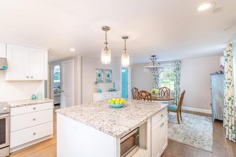 24 Broad St, Walpole, MA 02081 photo 10