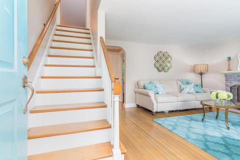 24 Broad St, Walpole, MA 02081 photo 5