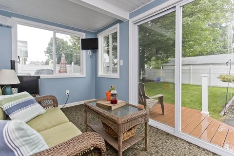 38 Martha St, Chicopee, MA 01020 photo 28
