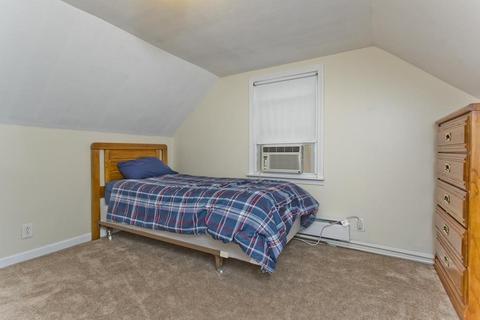 38 Martha St, Chicopee, MA 01020 photo 25