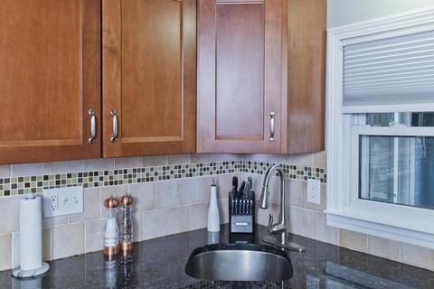38 Martha St, Chicopee, MA 01020 photo 7