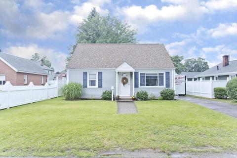 38 Martha St, Chicopee, MA 01020 photo 2