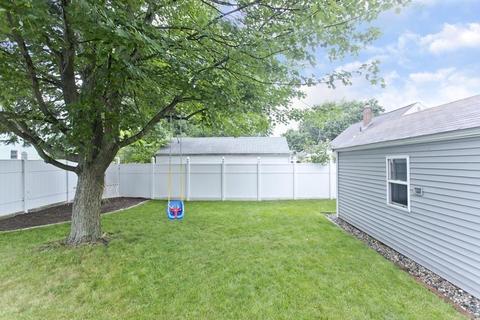 38 Martha St, Chicopee, MA 01020 photo 33