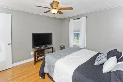 38 Martha St, Chicopee, MA 01020 photo 16