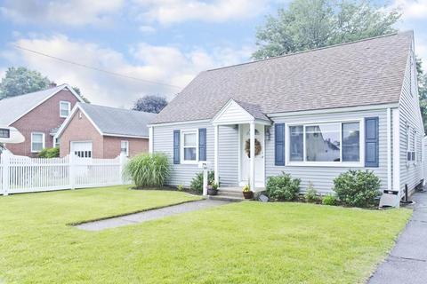 38 Martha St, Chicopee, MA 01020 photo 35
