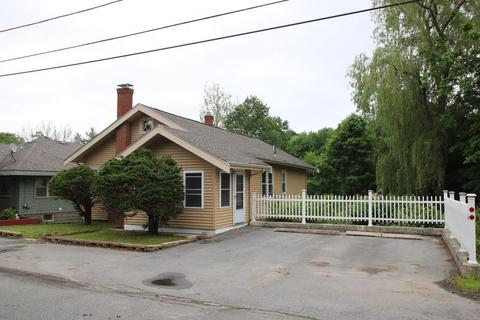 17 Johnson Rd, Saugus, MA 01906 photo 3