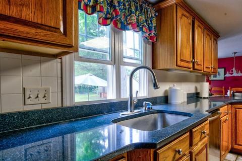 24 Venture Dr, Springfield, MA 01119 photo 19