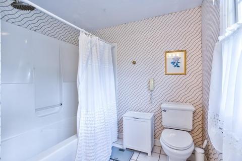 24 Venture Dr, Springfield, MA 01119 photo 27