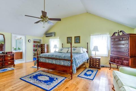 24 Venture Dr, Springfield, MA 01119 photo 24
