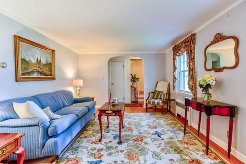 24 Venture Dr, Springfield, MA 01119 photo 5