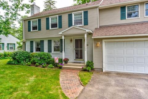 24 Venture Dr, Springfield, MA 01119 photo 4