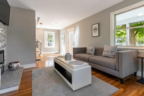 4 Graves Ave, Lynn, MA 01902 photo 11