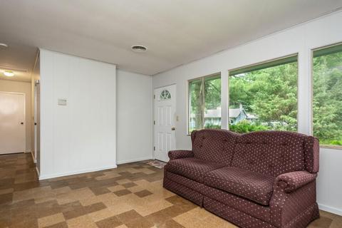 6 Turner Rd, Maynard, MA 01754 photo 8