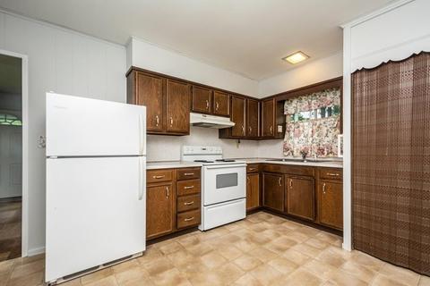 6 Turner Rd, Maynard, MA 01754 photo 3