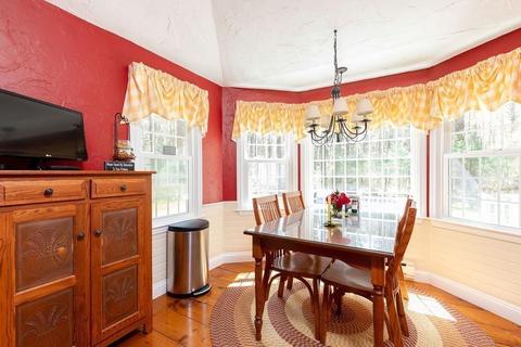 62 Walter Dr, Raynham, MA 02767 photo 6