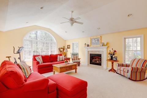 62 Walter Dr, Raynham, MA 02767 photo 7