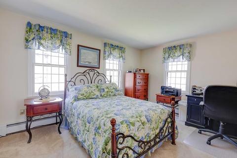 62 Walter Dr, Raynham, MA 02767 photo 19