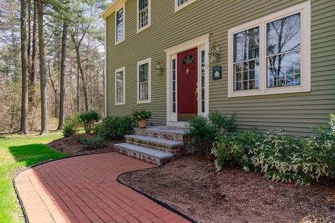 62 Walter Dr, Raynham, MA 02767 photo 2