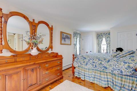 62 Walter Dr, Raynham, MA 02767 photo 17