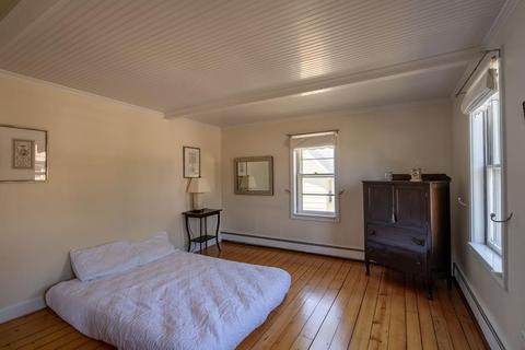 38 Briggs St, Easthampton, MA 01027 photo 17