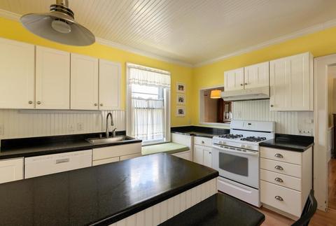 38 Briggs St, Easthampton, MA 01027 photo 13