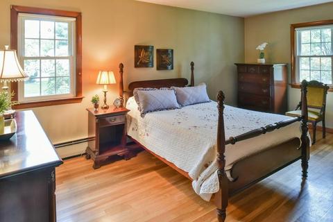 7 Hickory Ln, Beverly, MA 01915 photo 13